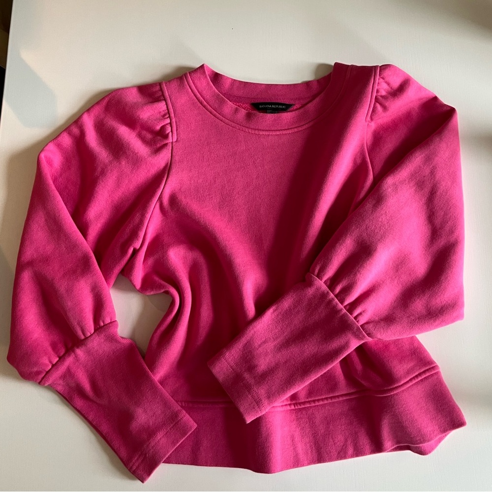Banana Republic Crewneck